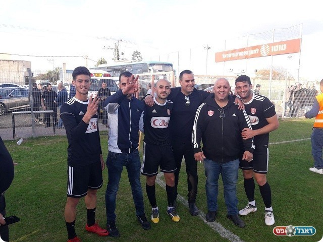 שחקני אום אל פאחם בסיום (דאפר מחאמיד)